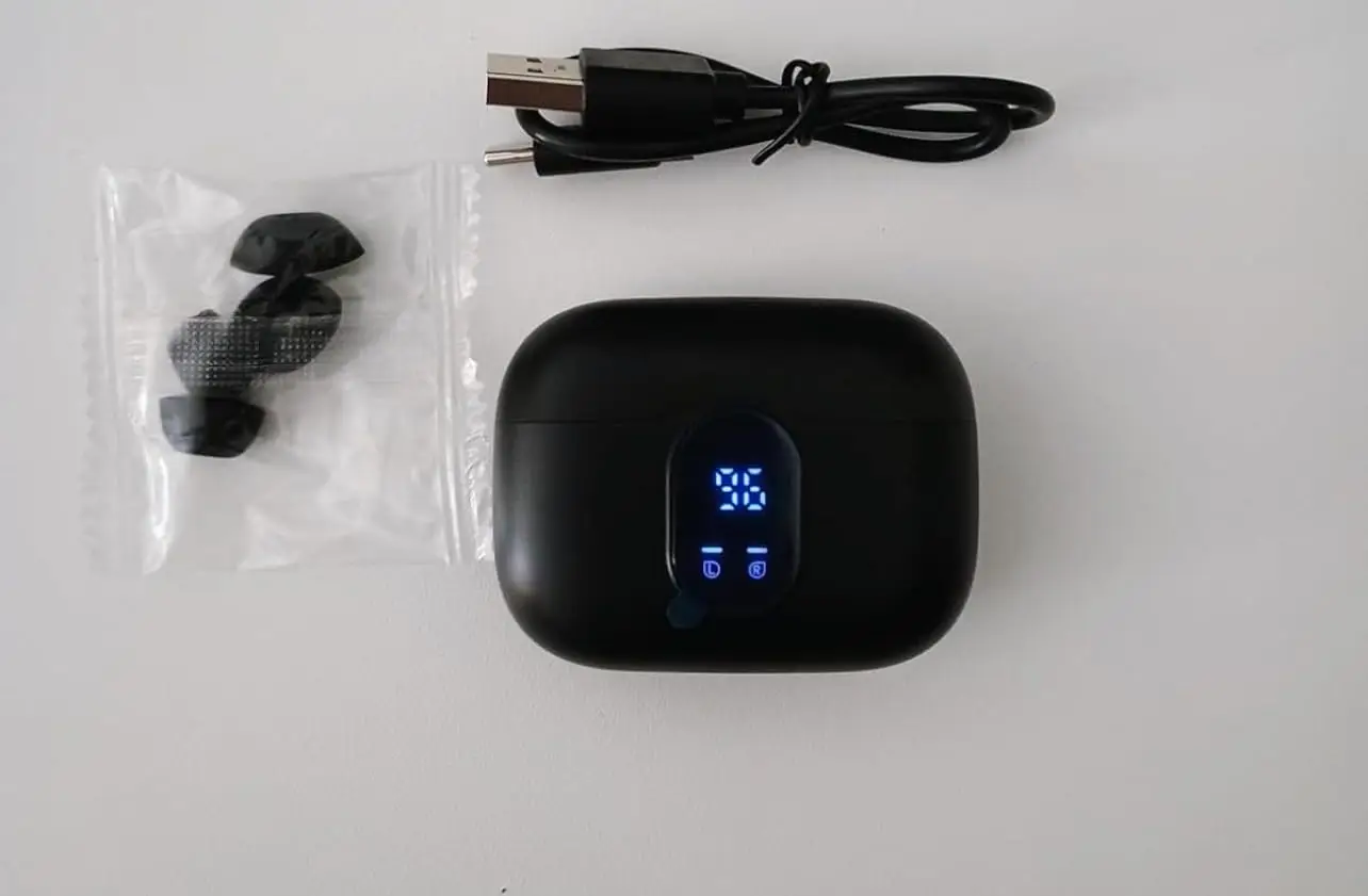 The travel earbuds have been compared to Apple AirPods (Amazon reviews) 