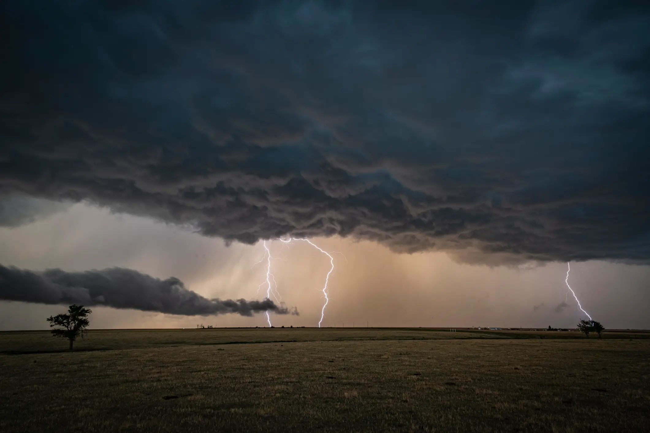 Detroit, Philadelphia, Washington, D.C., Virginia, and New York City are set to be hit by thunderstorms and high winds (Laura Hedien/Getty)