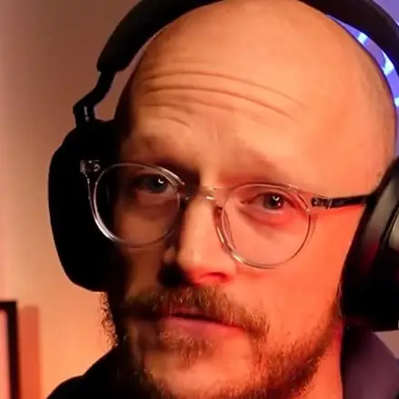 Tech expert reveals Samsung setting that lets you listen to other peoples' conversations