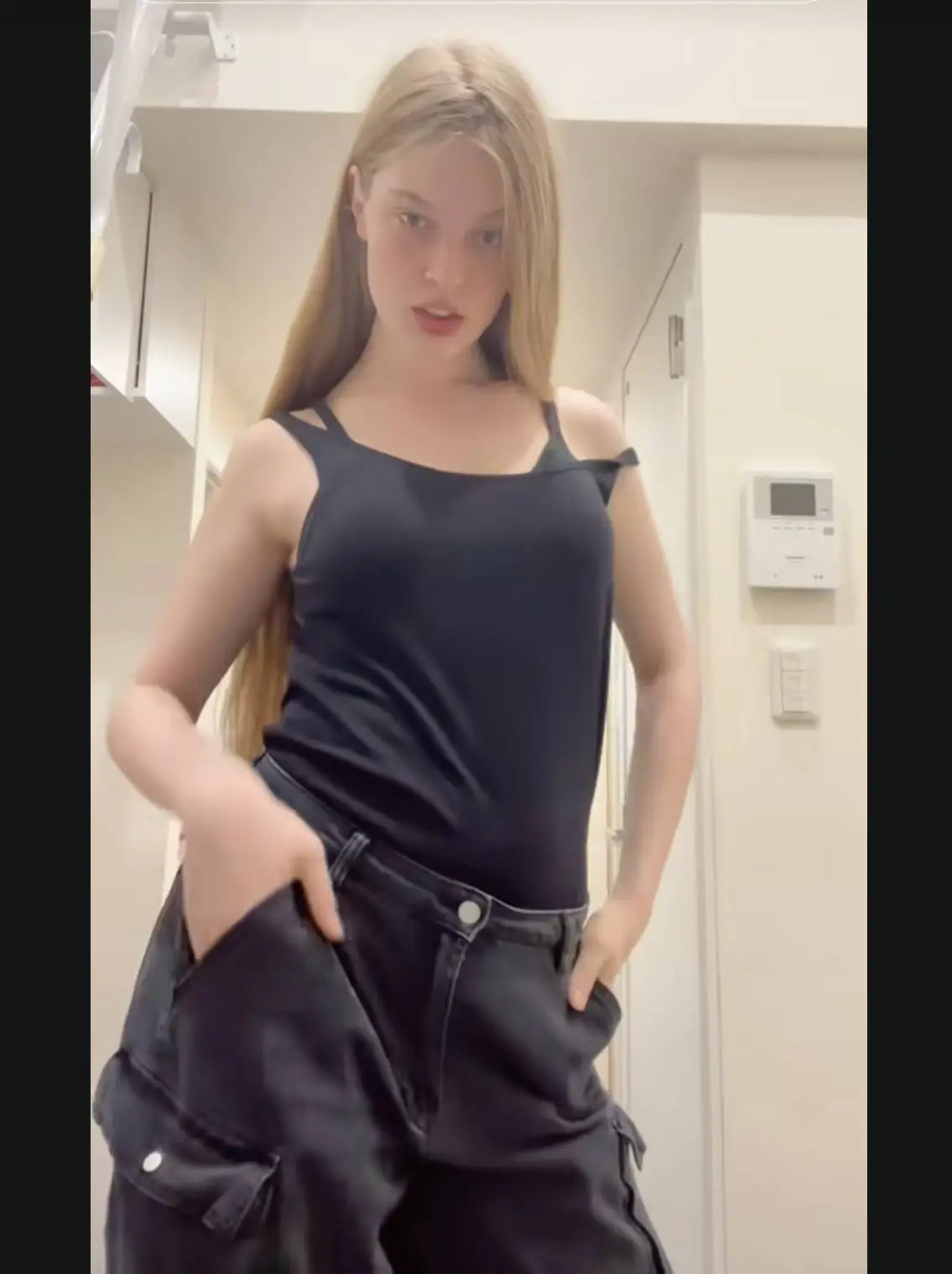 Wilson doesn't hold back when discussing her father (TikTok / Vivian Wilson)