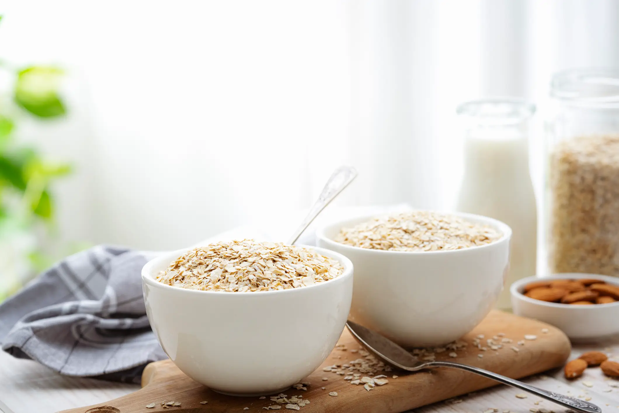 Oats are packed full of fibre (fcafotodigital/Getty)