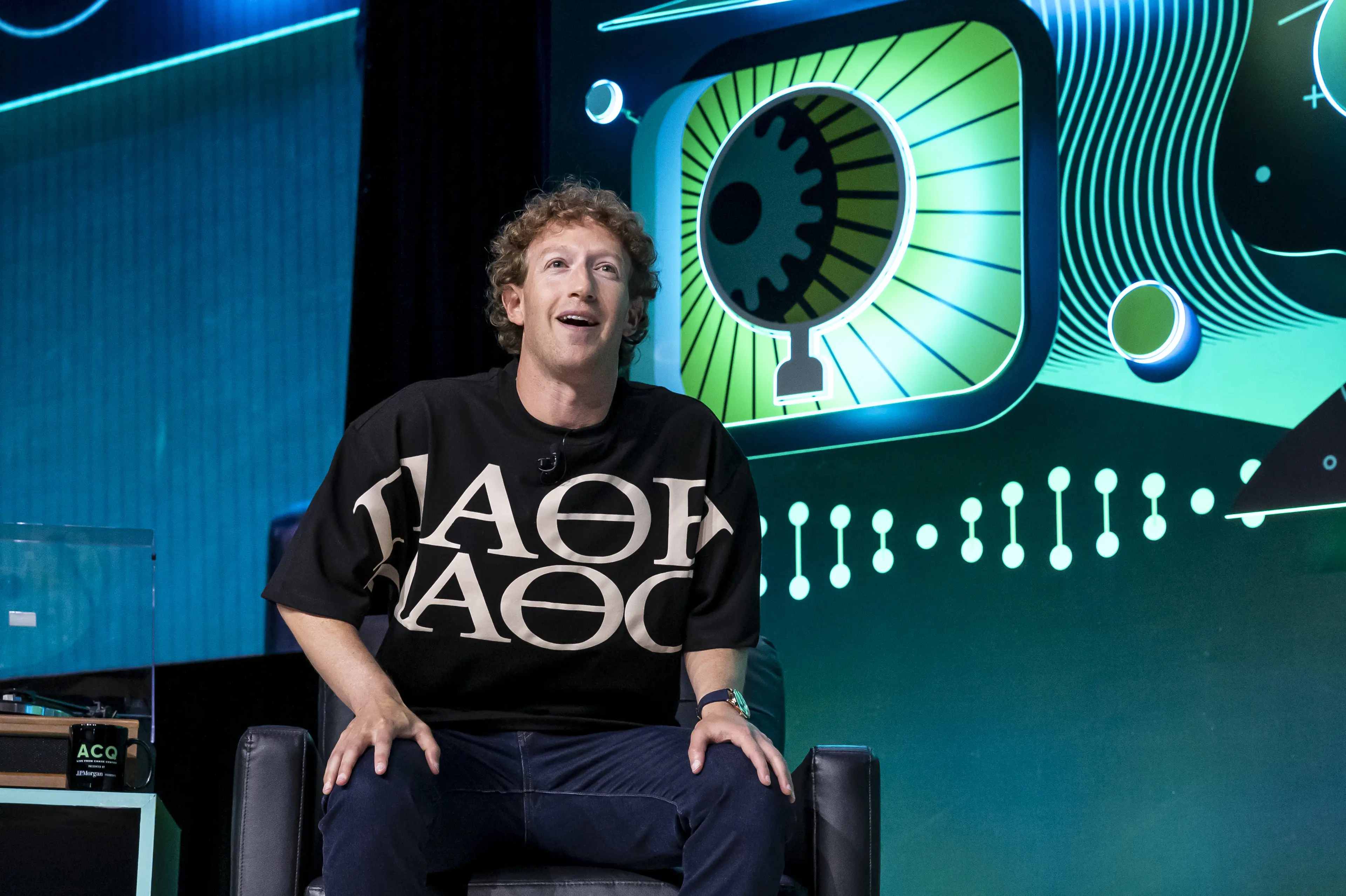 Zuckerberg is accused of making Facebook like Elon Musk's X (Bloomberg / Contributor / Getty)