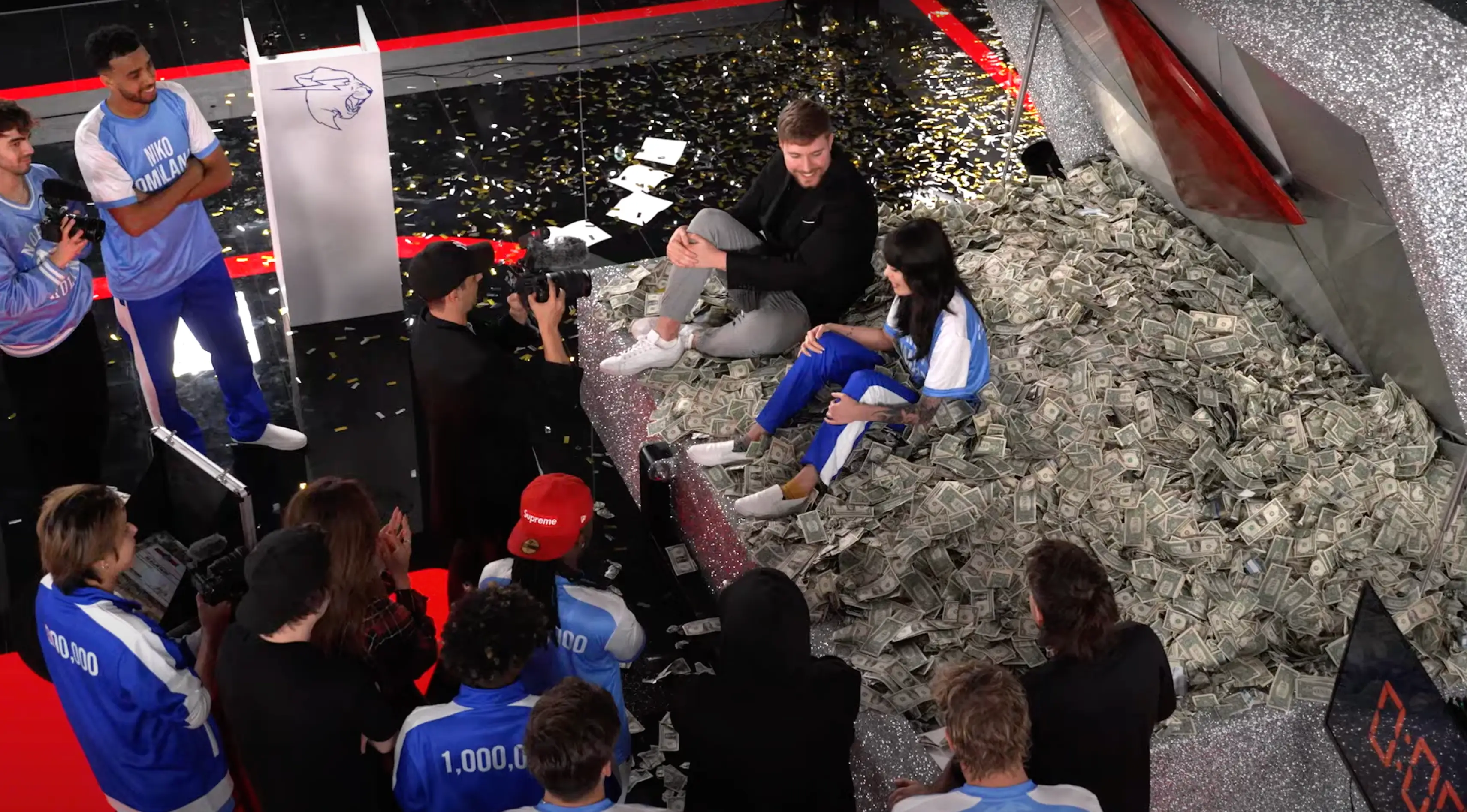 MrBeast videos often involve huge cash prizes (YouTube/@MrBeast)