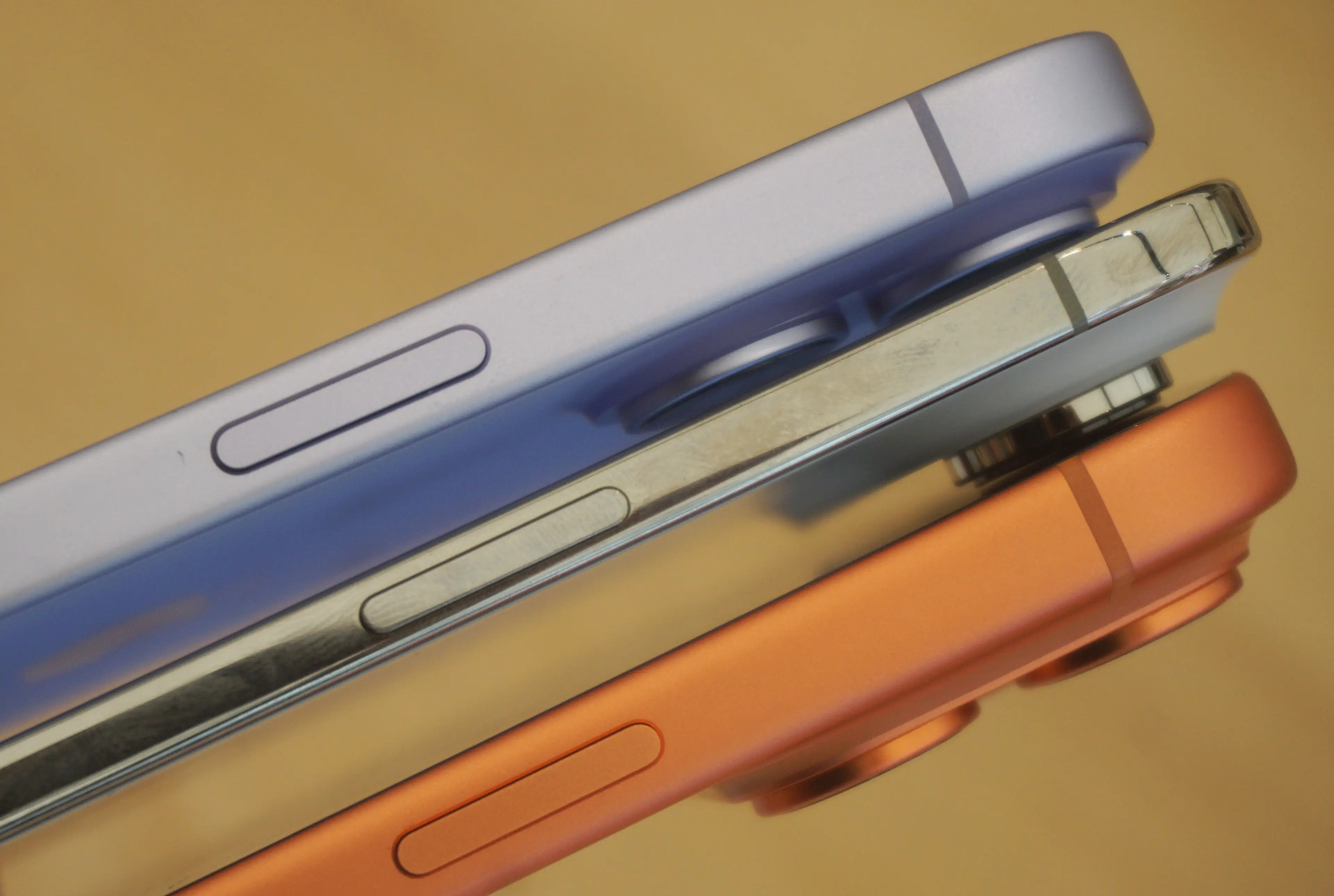 The iPhone Air's production orders will be slashed (Dai Aochen/VCG via Getty Images)