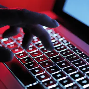 Urgent warning to millions of Apple users over ‘fake update’ that steals money and passwords