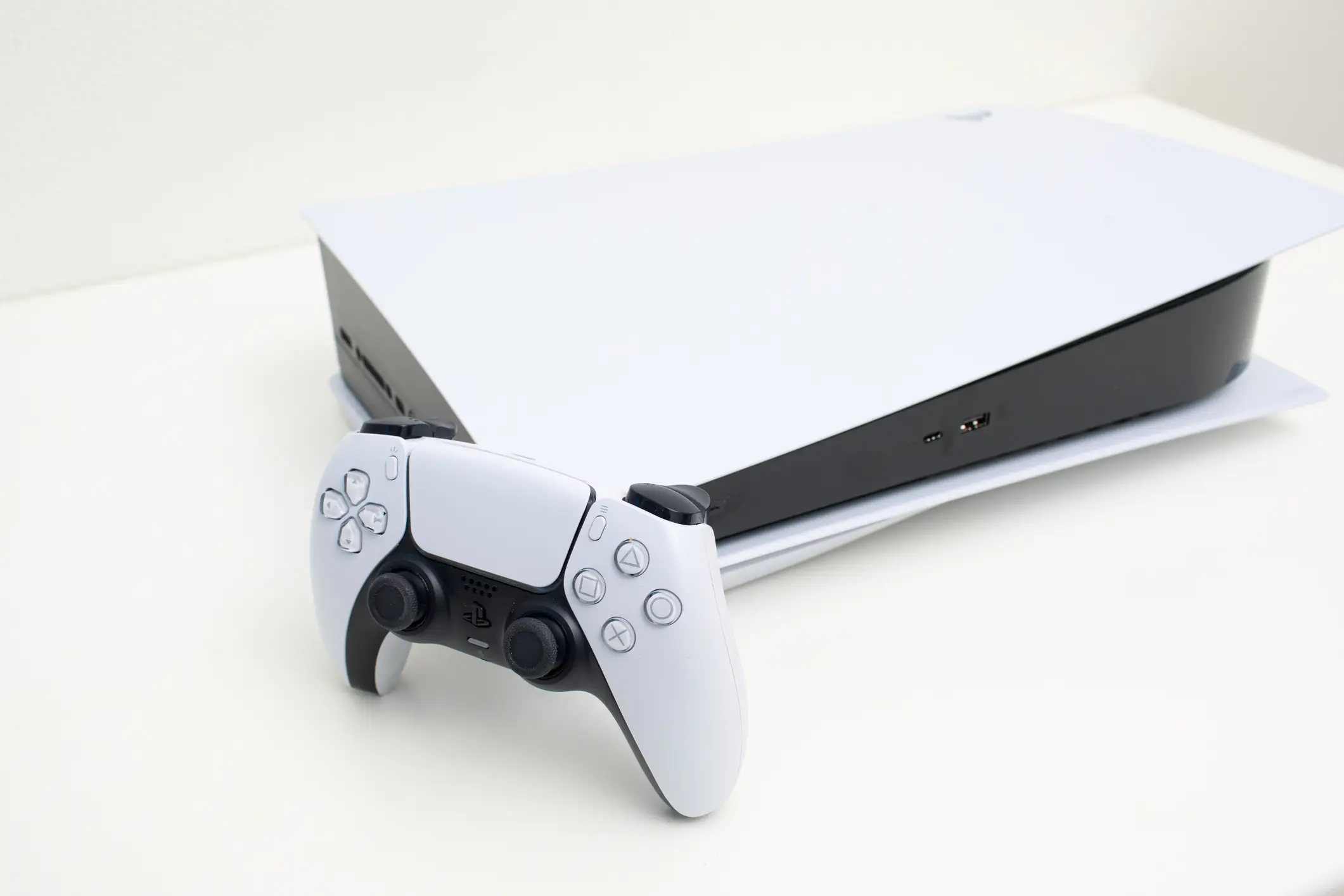 A PlayStation 5 lying horizontally (Getty Images)
