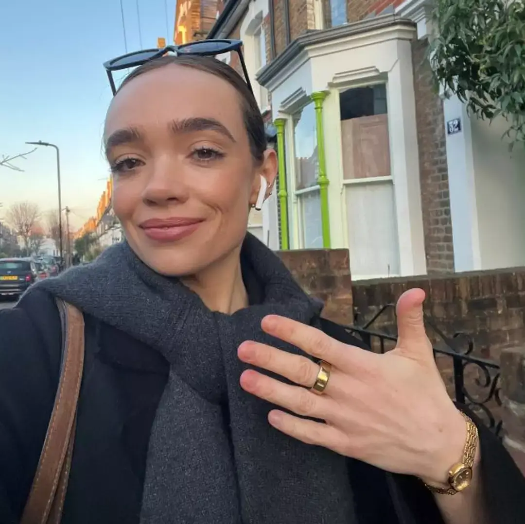 A woman's Oura ring informed her of her illness 24 hours before symptoms hit (UNILAD Tech)