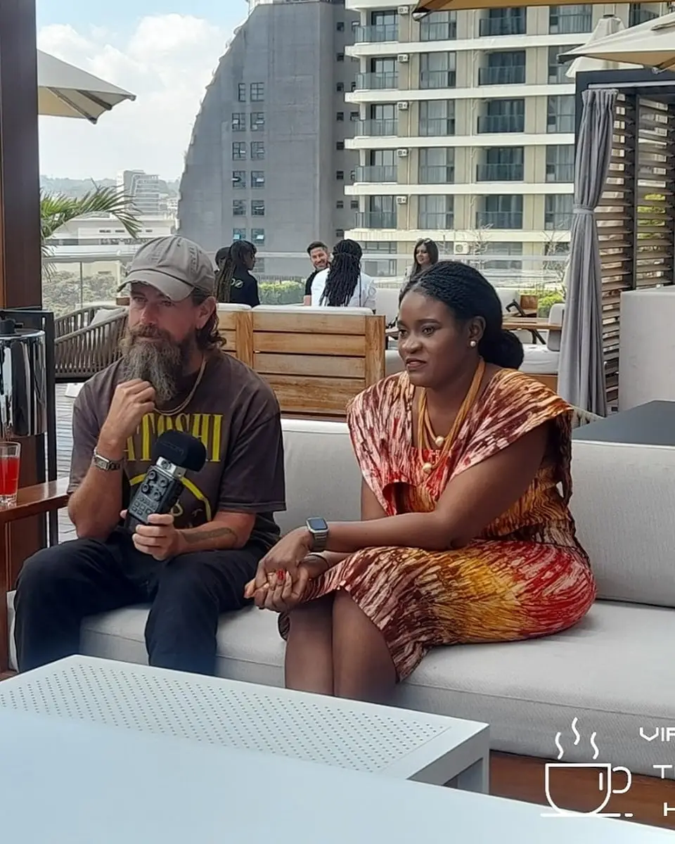 Many have claimed that Dorsey doesn't 'look rich' anymore, despite being a multi-billionaire (Instagram/africa.world)