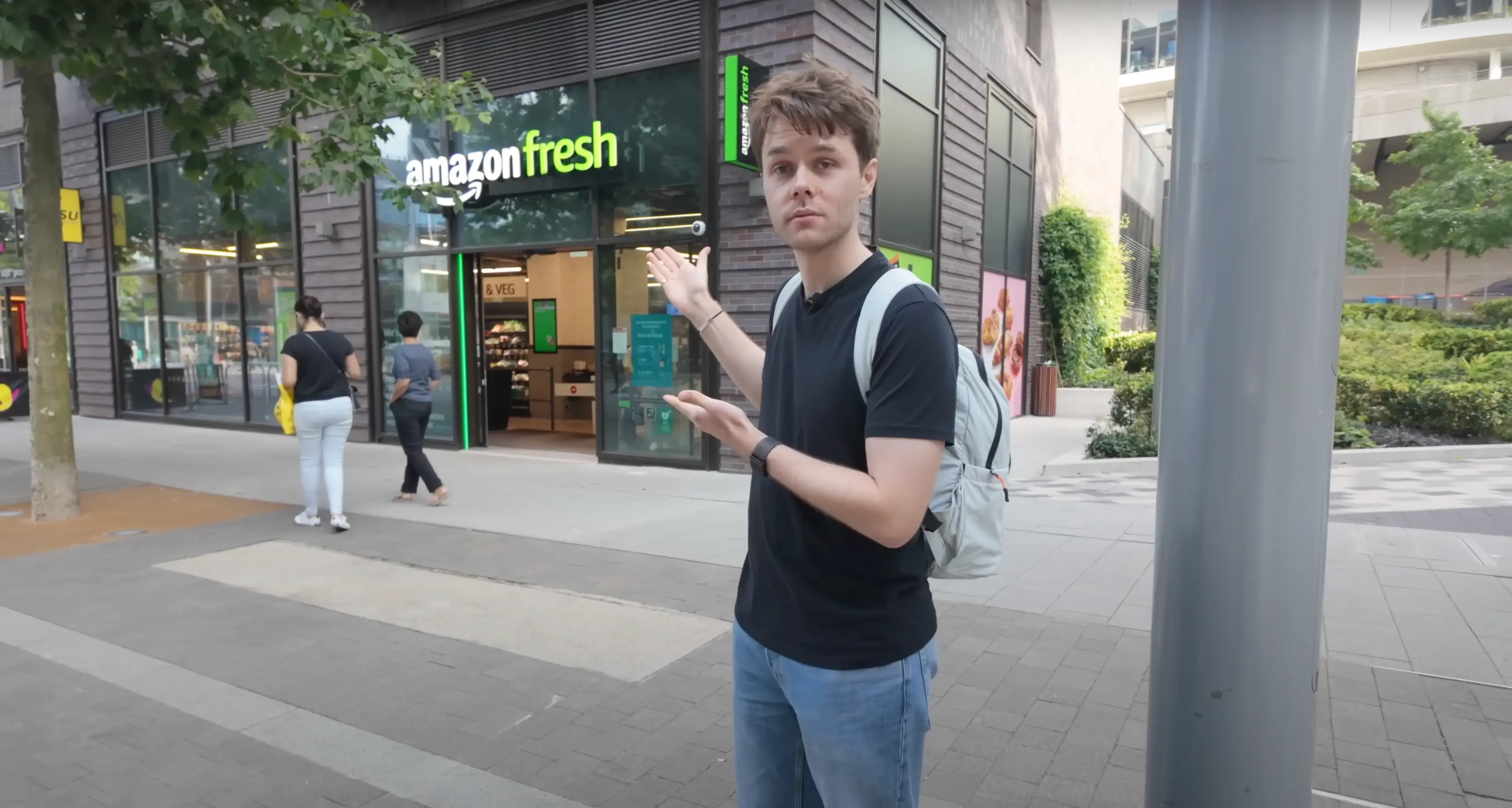 Harrison Webb visited the Amazon Fresh store (YouTube/@HarrisonWebb97)