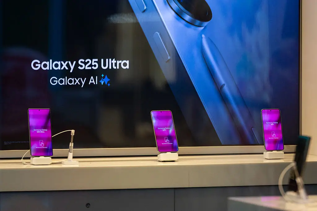 Samsung beat out rivals like Apple and Google to emerge victorious (Yuki Iwamura/Bloomberg via Getty Images)