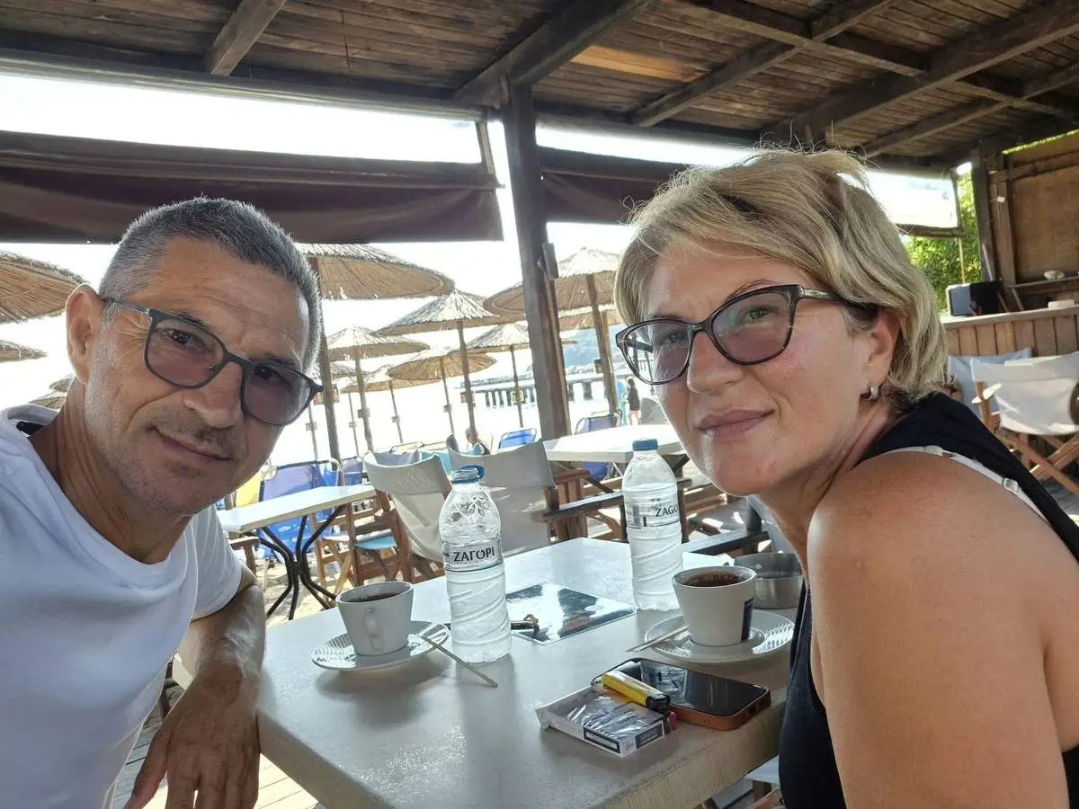 Svetlana Grković explained how her husband was left hanging out of the plane window (Facebook / Karović Ljubisa)