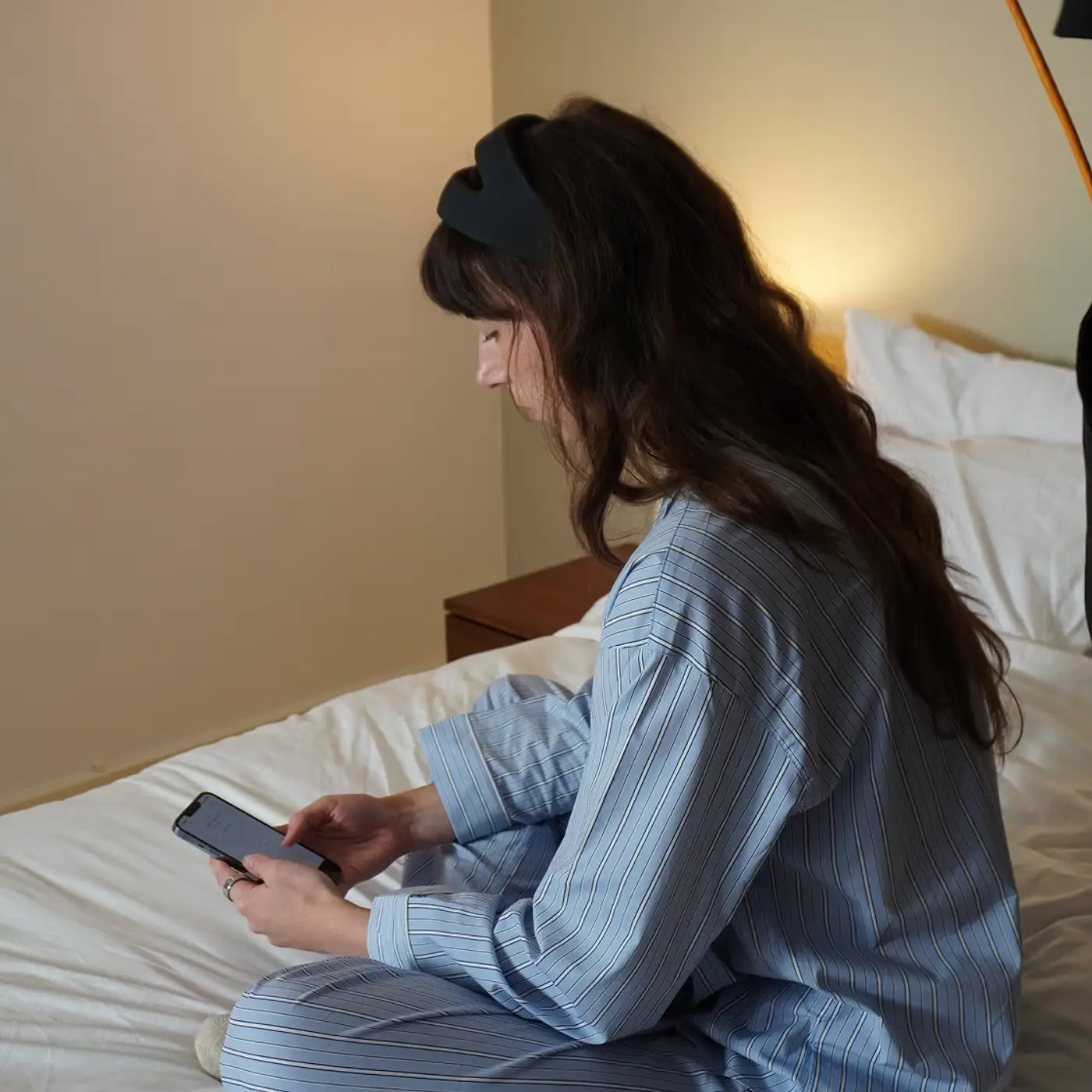 The AI accessory works in tune with your menstrual cycle (Samphire Neuroscience)