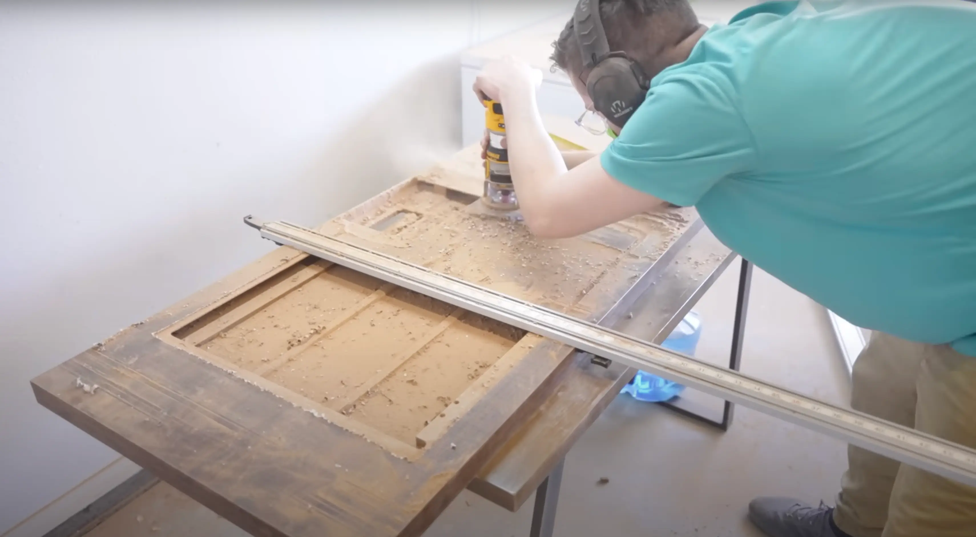 The YouTuber built the world's first invisible PC setup (YouTube/@BasicallyHomeless)