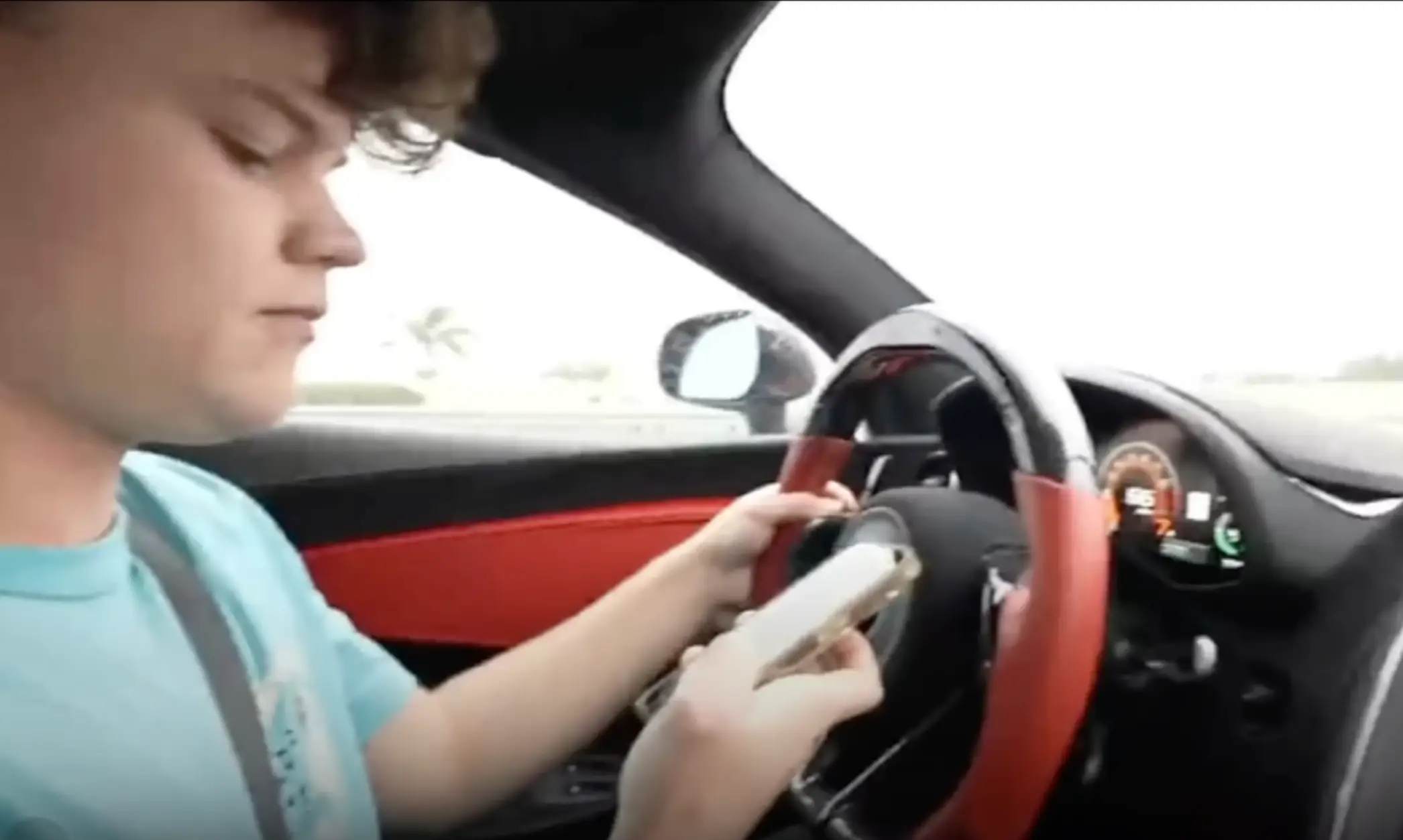Viewers saw the streamer using his phone while driving (KICK/JackDoherty)