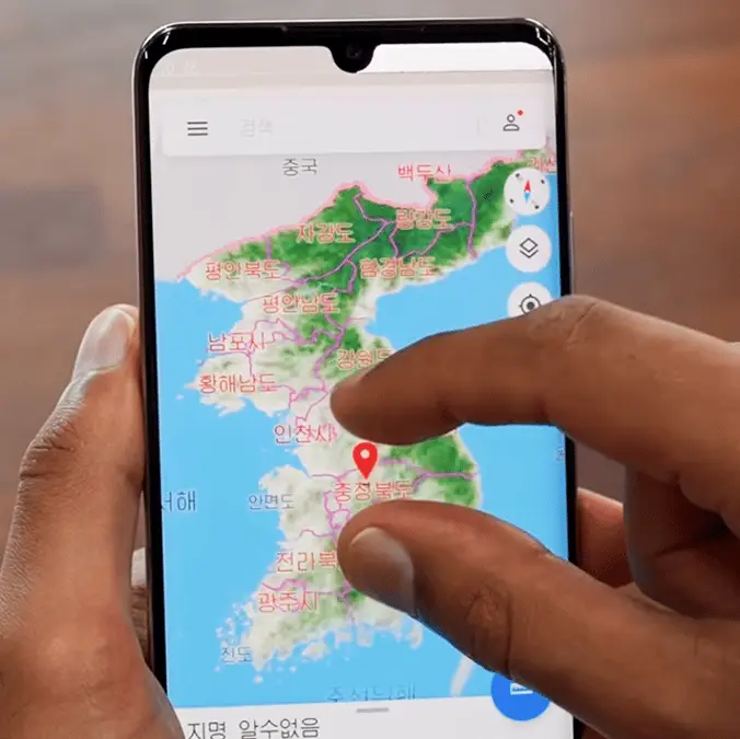 Mrwhosetheboss / YouTuber