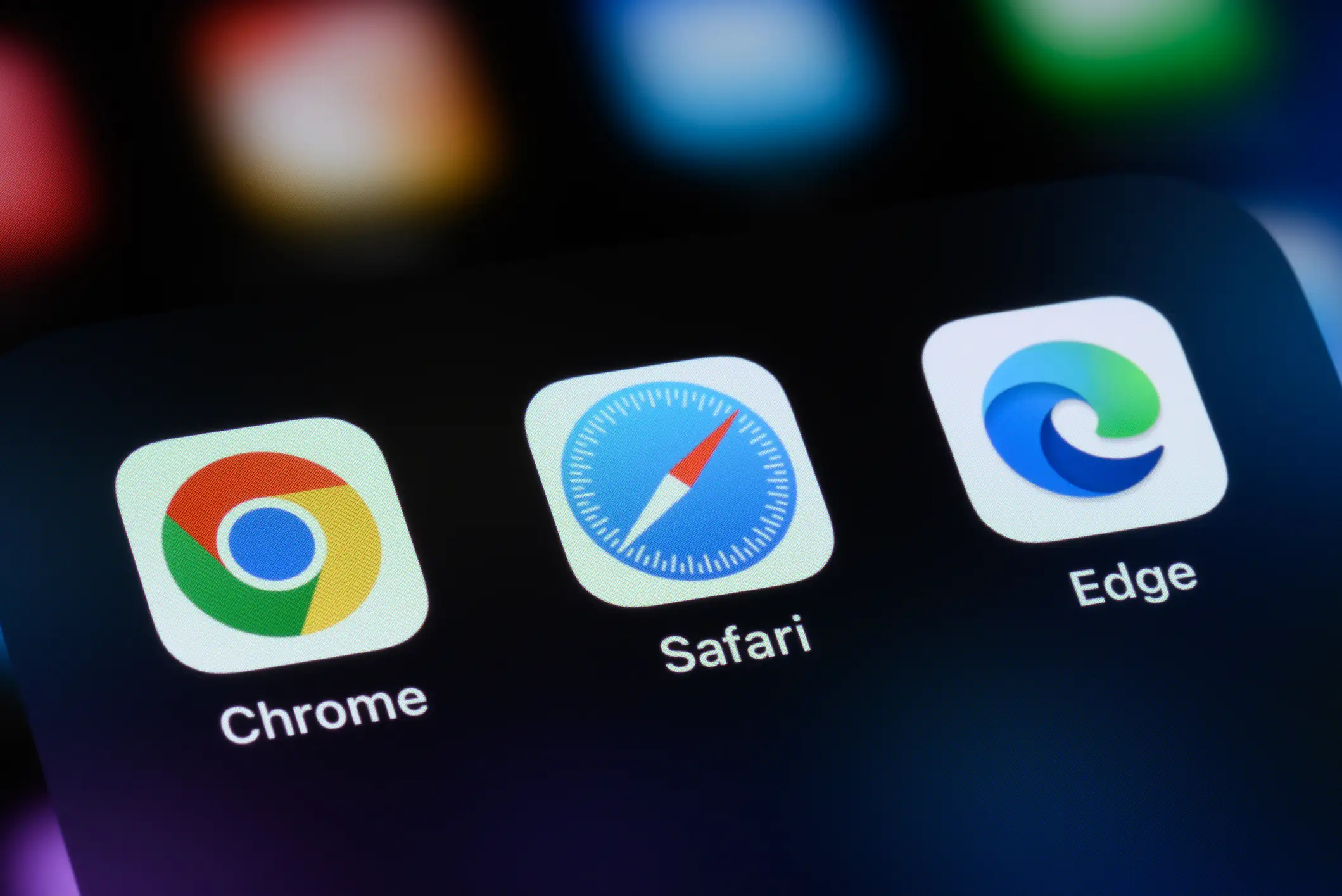One user found their Safari icon turned circular (Kenneth Cheung/Getty)