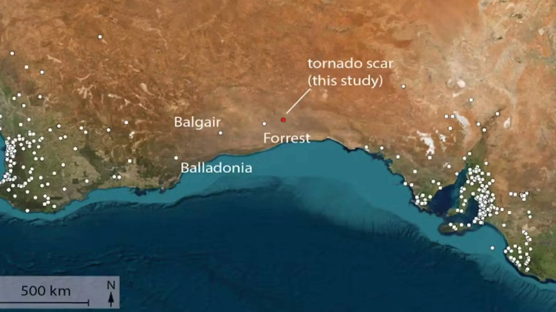 It's not every day you see a tornado in the Australian outback (Severe Thunderstorm Archive/Australian Bureau of Meteorology)