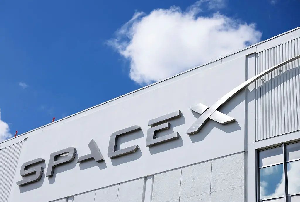 The SpaceX project is thought to cost a whopping $100 billion to complete (Mario Tama/Getty Images)