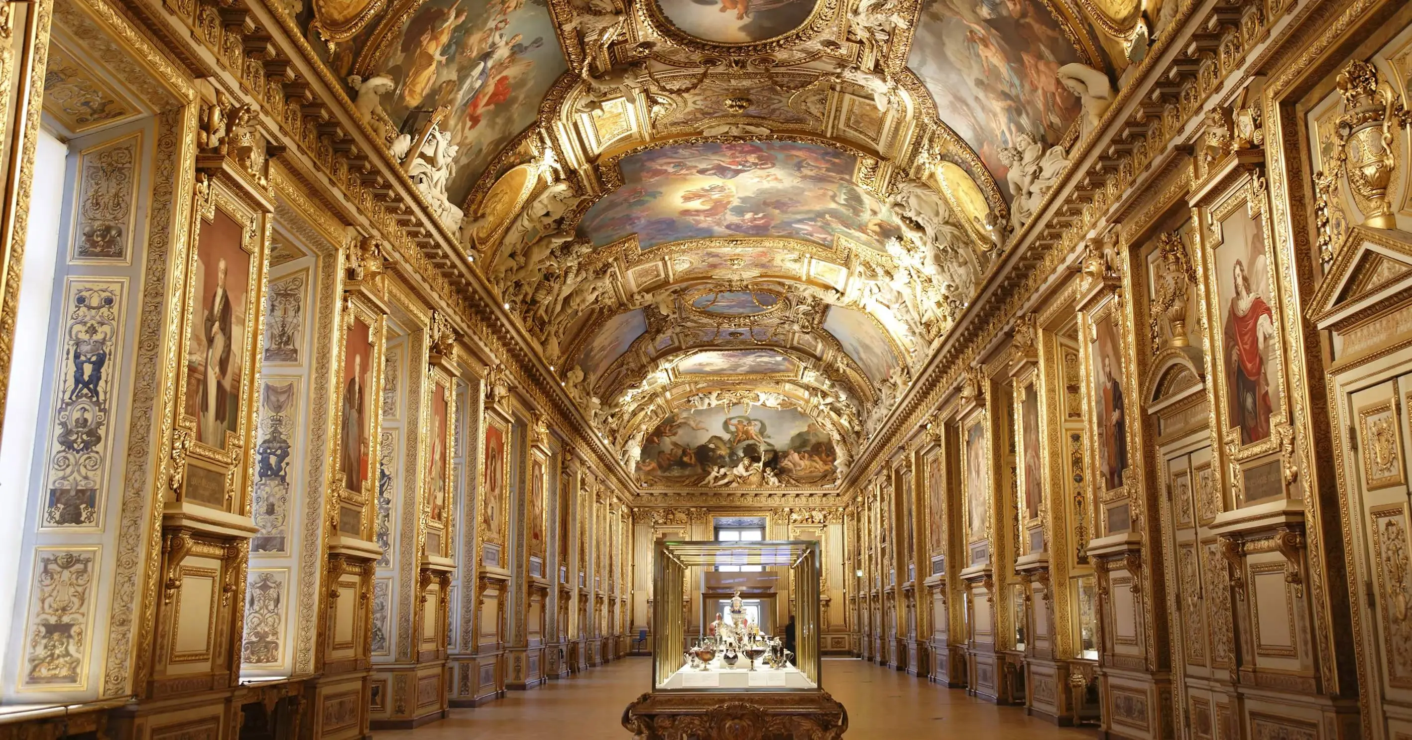 Over $100 million of jewels were snatched in the heist (Louvre.fr)