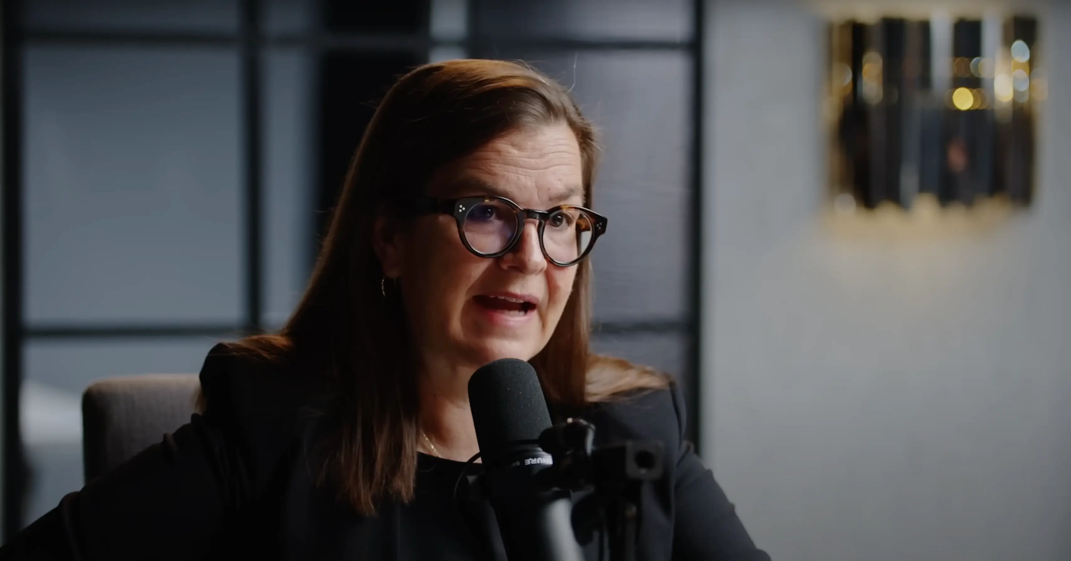 Annie Jacobsen warns of the impact a nuclear war would have on our civilization (YouTube/@TheDiaryOfACEO)