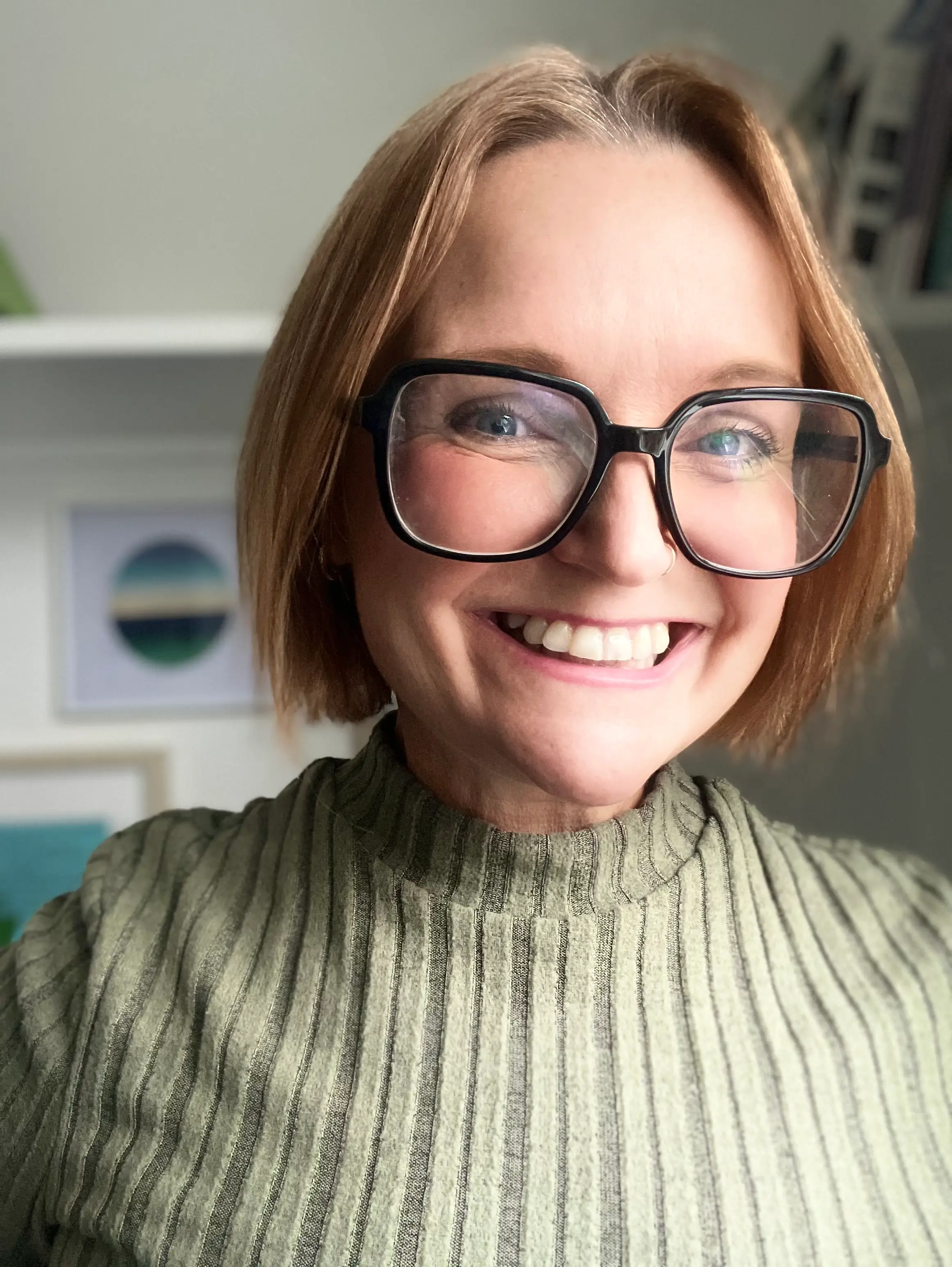 Dr Jenny Kidd shares her thoughts on the 'unsettling' side of AI griefbots (Jenny Kidd)