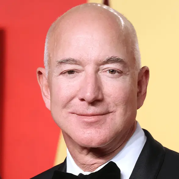 Taylor Hill / Contributor / Getty / Frédéric Arnault / Instagram