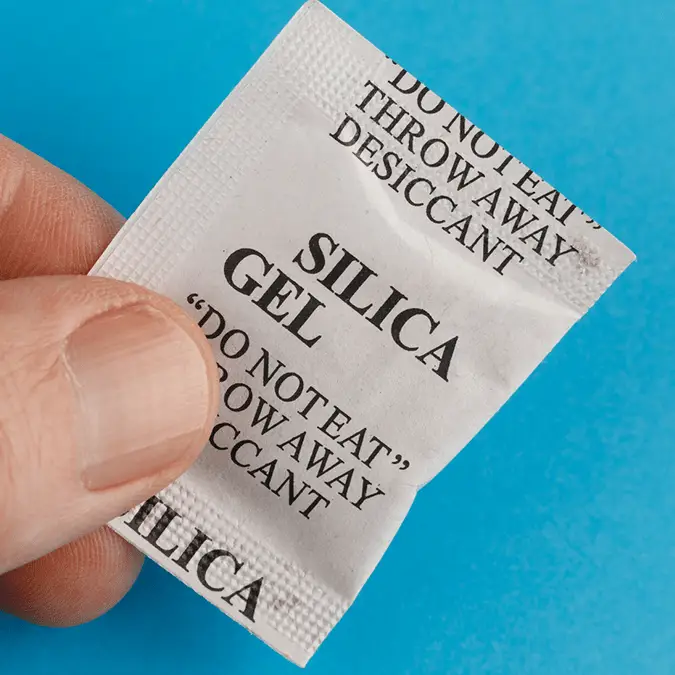 Doctor explains what happens to your body if you eat a silica gel packet everyone thought was 'literal poison'