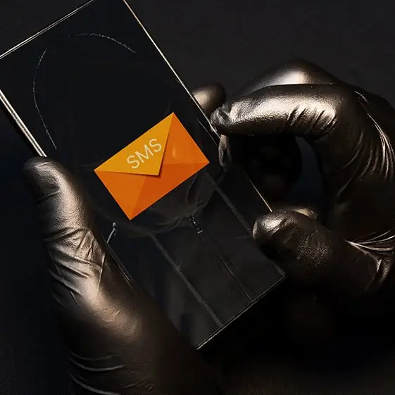 Travelers warned about dangerous ‘smishing’ scam that could compromise your personal information