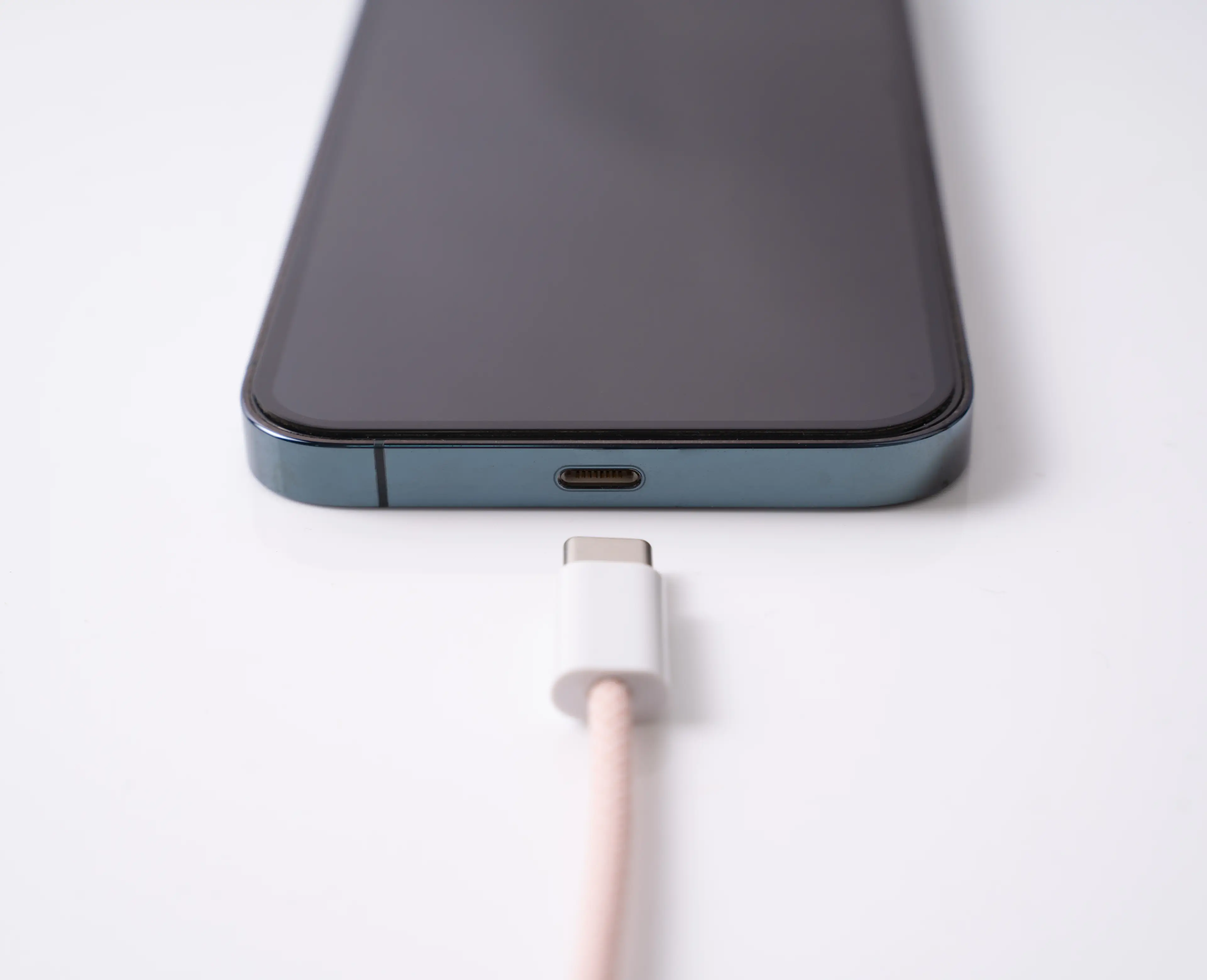 There are ways you can see how healthy your battery is.