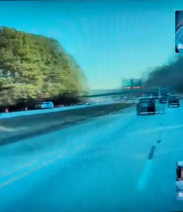 Several reports have raised questioned the safety of Tesla's self-driving feature / badrecursion/ Reddit