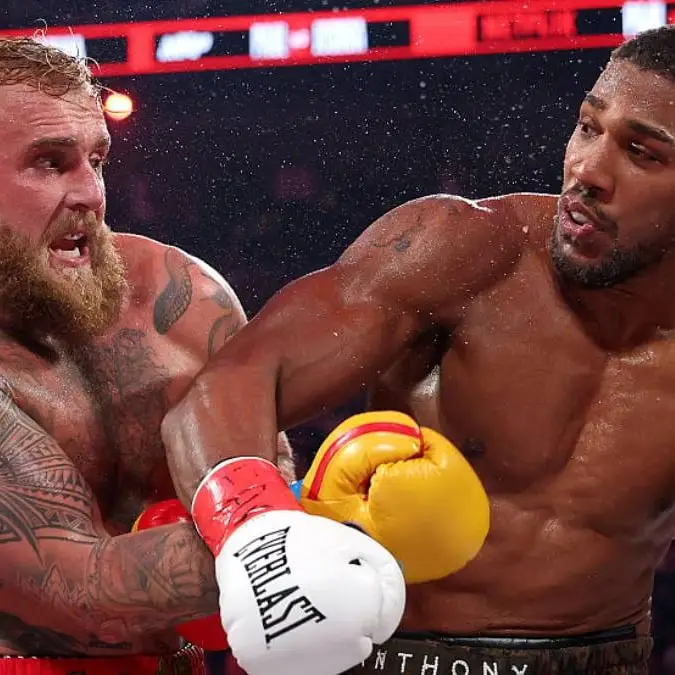 Ed Mulholland / Stringer / Getty