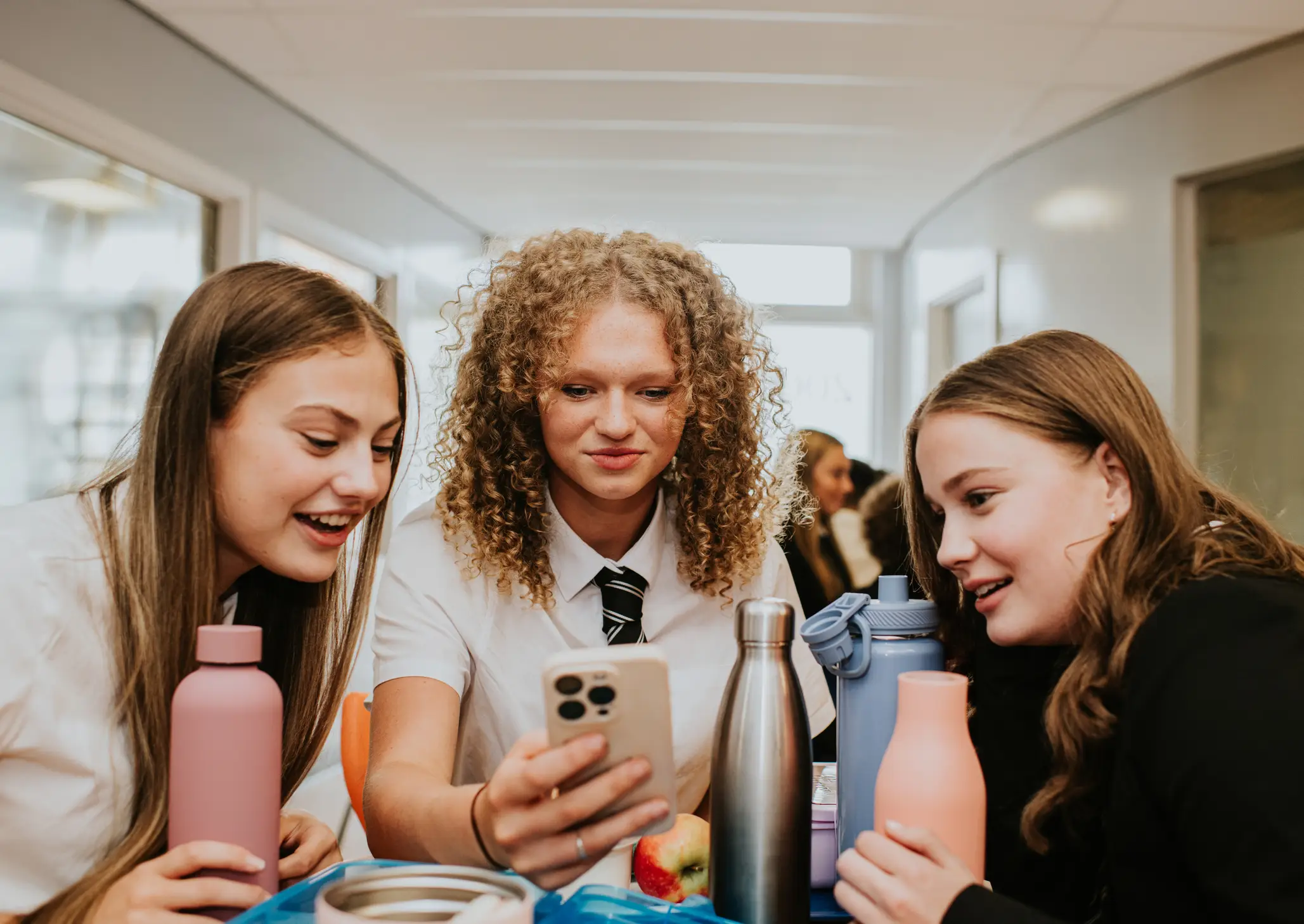 There are calls to ban smartphones in schools (Catherine Falls Commercial/Getty)