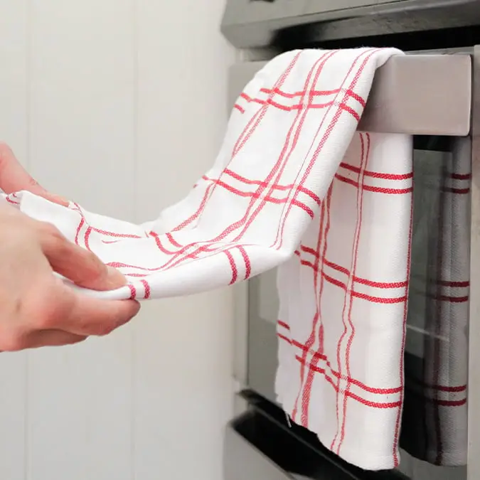 Microbiologist reveals how often should you change your kitchen towels and you're in for a shock