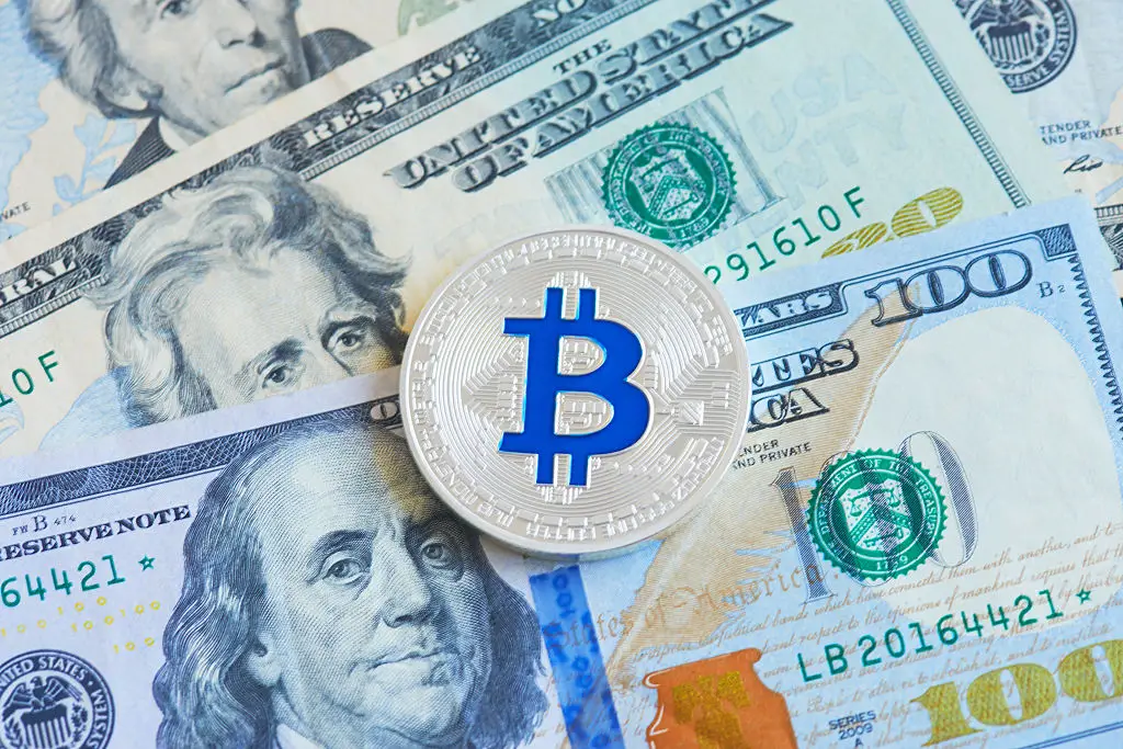 Investing that $1,200 in Bitcoin back in 2020 would have left you with $19,685.98 today (Peter Dazeley/Getty Images)