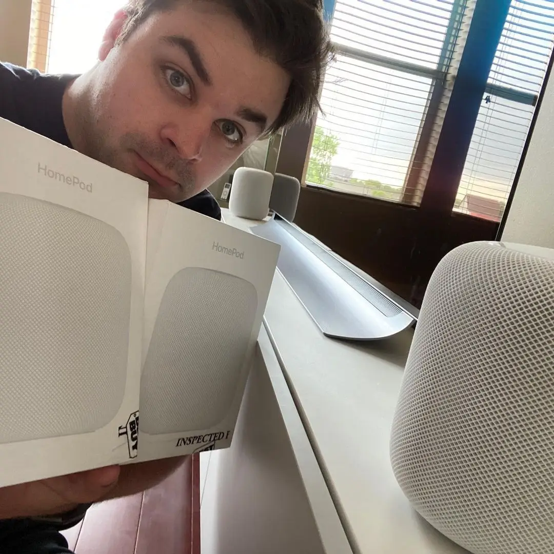 The tech expert regularly gives viewers tips for their devices (Instagram/@appleexplained)