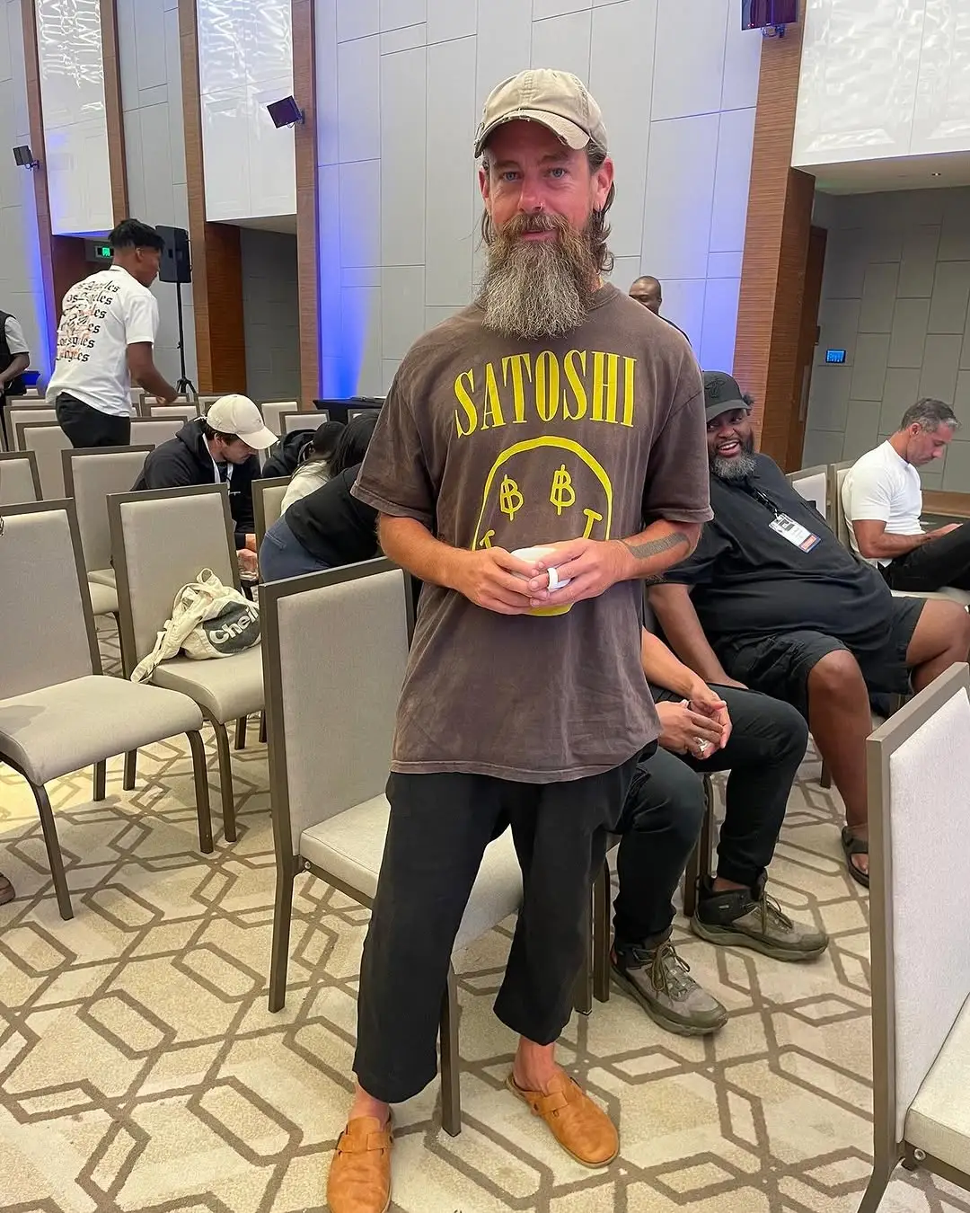 Dorsey has been described as 'unrecognizable' in recent photos (Instagram/africa.world)