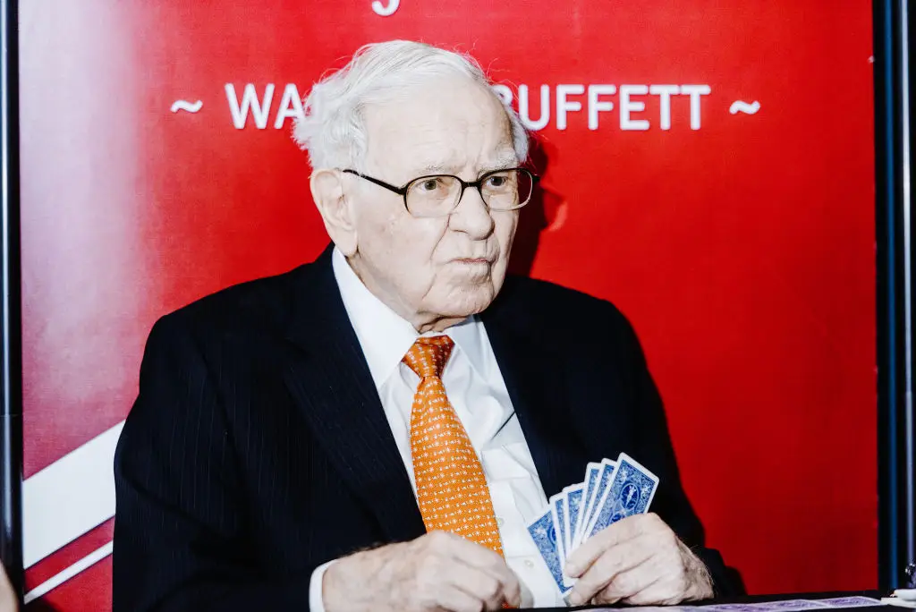 Warren Buffett continues to make major investments (Bloomberg / Contributor / Getty)