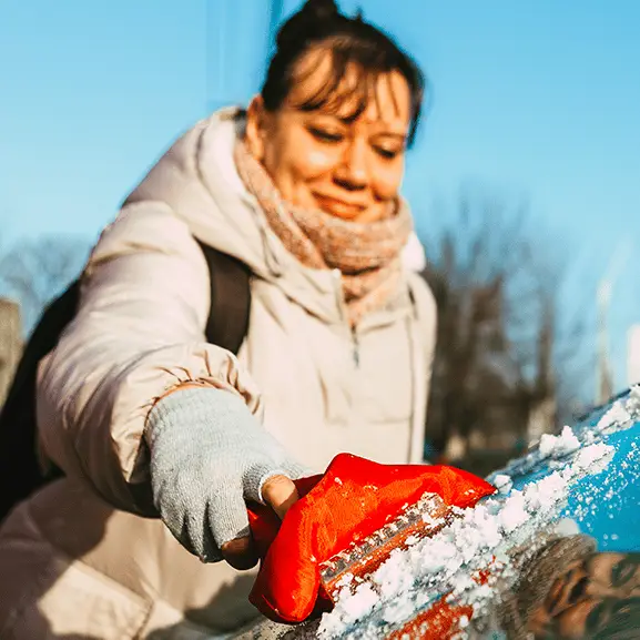 coldsnowstorm / djedzura / Getty