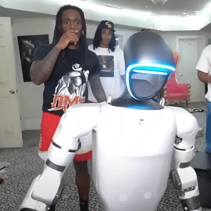 Kai Cenat's $70,000 robot tries to run away after being 'bullied' by streamer