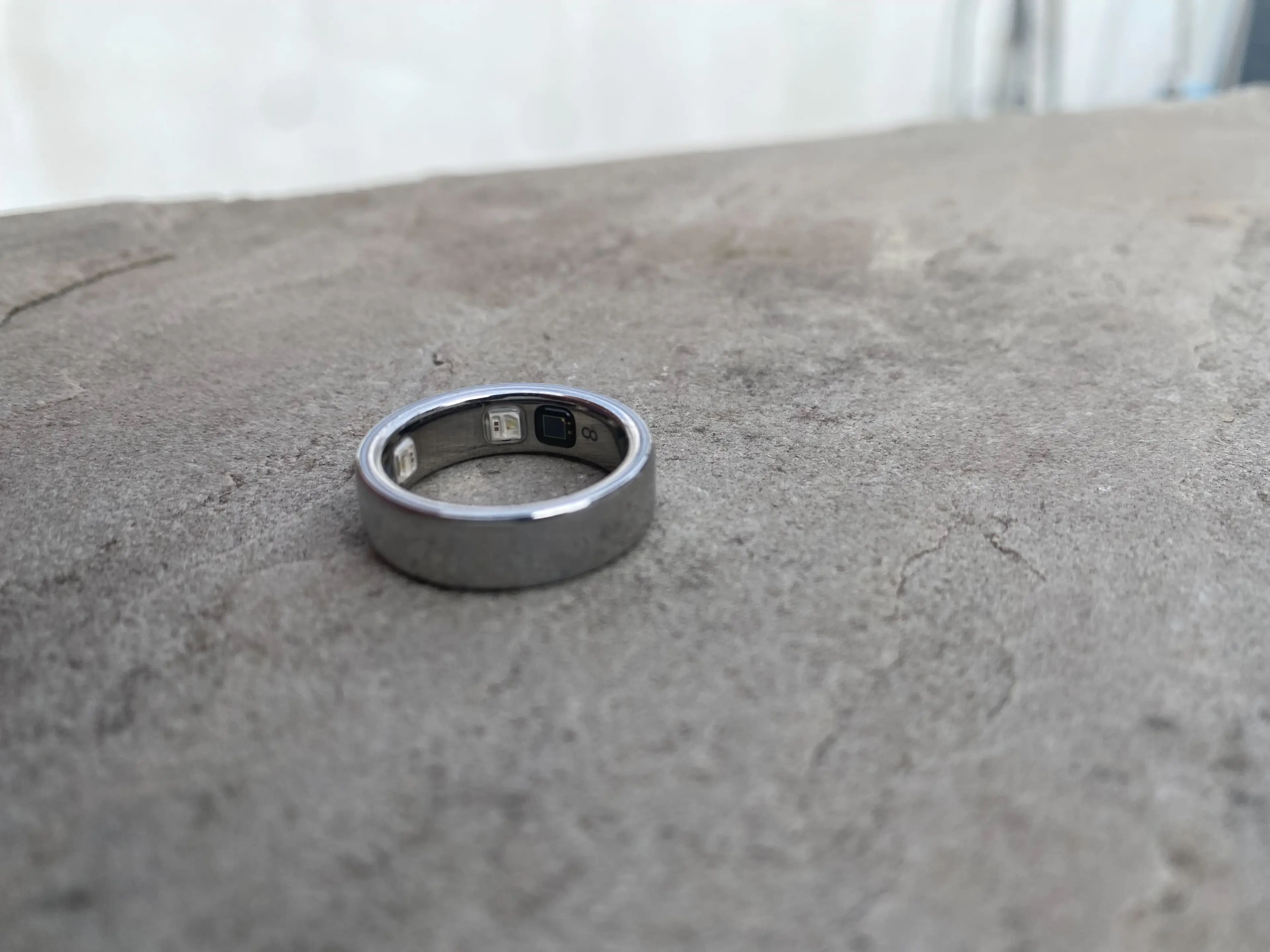 This little silver circle has my heart (UniladTech)