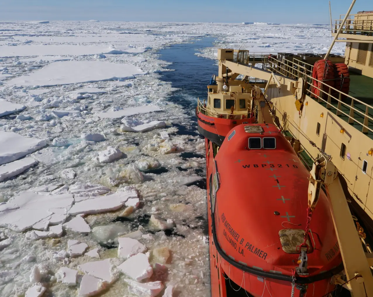 A collapse of the glacier could rapidly increase sea levels (British Antarctic Survey)