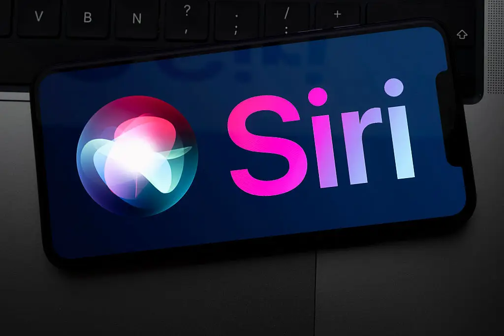 Siri AI will be taking over a major feature of the iPhone screen (Samuel Boivin/NurPhoto via Getty Images)