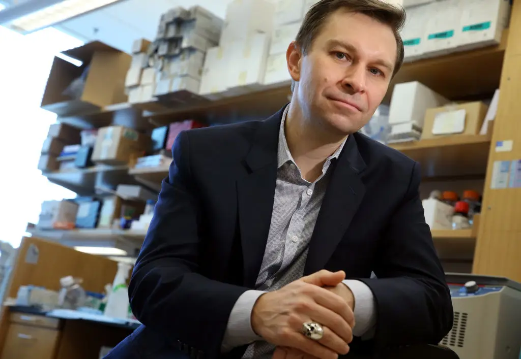 Biological age expert Dr. David Sinclair has suggested a major tell in the overall condition of your health (Craig F. Walker/The Boston Globe via Getty Images)