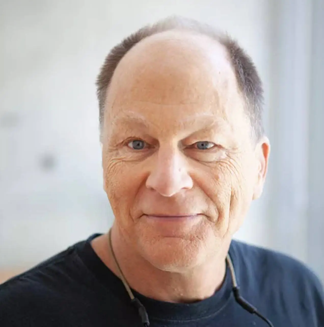 Professor Glass thinks we need to put laws against mirror life into place now (JCVI)