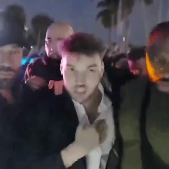 Jaw-dropping moment gunshots are heard during streamer's event before its suddenly shut down