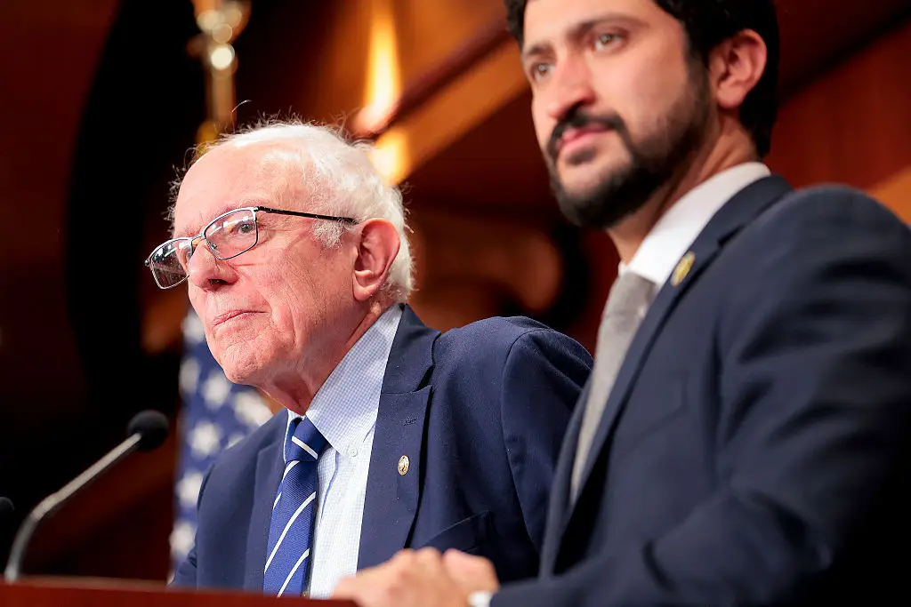 Sanders and Casar want to introduce the Ban Artificial Superintelligence Act (Heather Diehl / Staff / Getty)