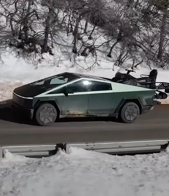 He said the Cybertruck was unable to perform as a truck... (JerryRigEverything / YouTube)