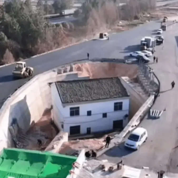 'Regret' as man has highway built around his entire house after refusing $220,000 compensation