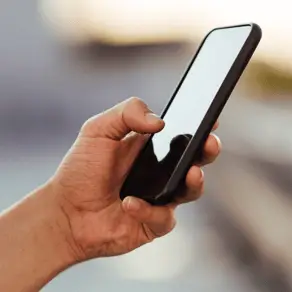 Apple issues important alert urging all iPhone users to update their phones now