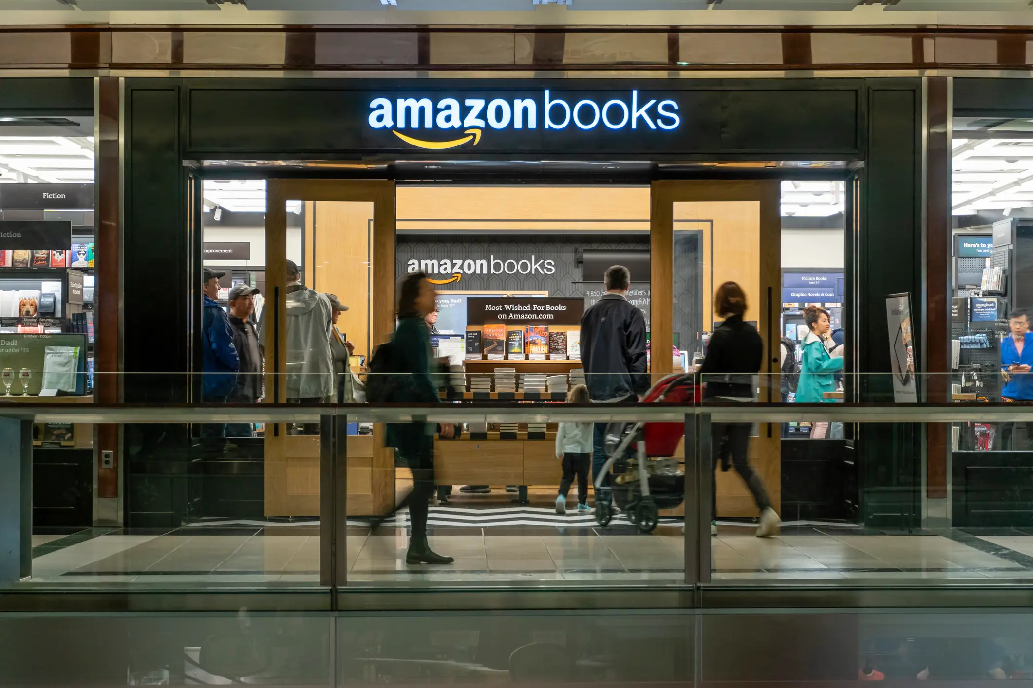 Amazon is accused of potentially destroying rare books (ymgerman / Getty)
